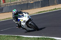 brands-hatch-photographs;brands-no-limits-trackday;cadwell-trackday-photographs;enduro-digital-images;event-digital-images;eventdigitalimages;no-limits-trackdays;peter-wileman-photography;racing-digital-images;trackday-digital-images;trackday-photos